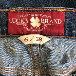 EUC - Lucky Brand Crop Jeans
